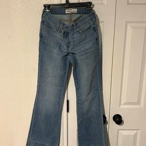 Levi low rise boot cut